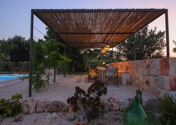 Td Trullo Titiro Vineyard Wine Cellar Pool 오스투니