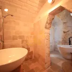 Td Trullo Titiro Vineyard Wine Cellar Pool בית נופש