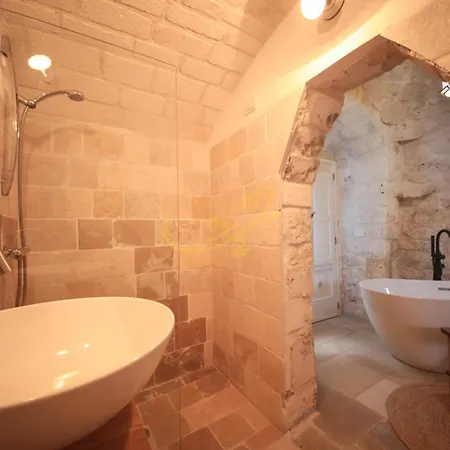 Td Trullo Titiro With Wine Cellar, Vineyard & Pool * Ostuni