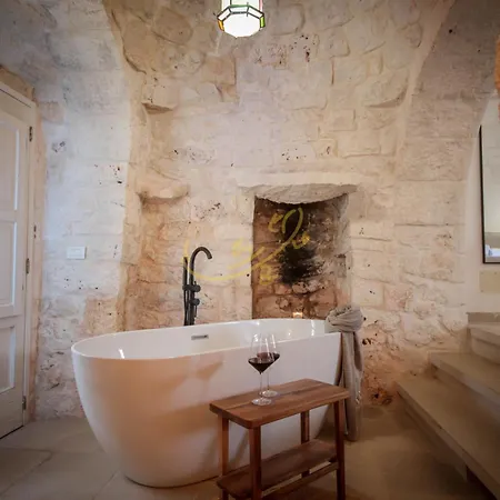 Hébergement de vacances Td Trullo Titiro With Wine Cellar, Vineyard & Pool *