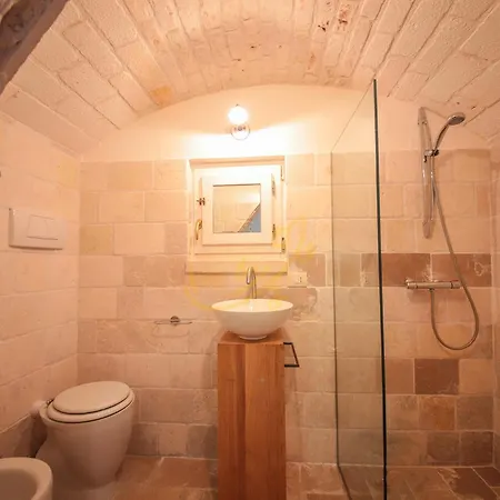 בית נופש Td Trullo Titiro Vineyard Wine Cellar Pool אוסטוני