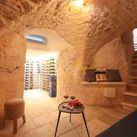 Td Trullo Titiro With Wine Cellar, Vineyard & Pool Ostuni